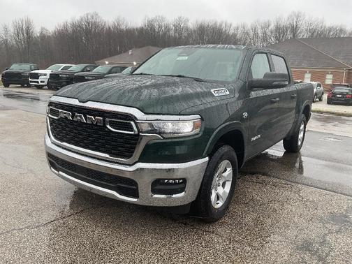 Serrano Green Metallic 2026 RAM 1500 Big Horn/Lone Star
