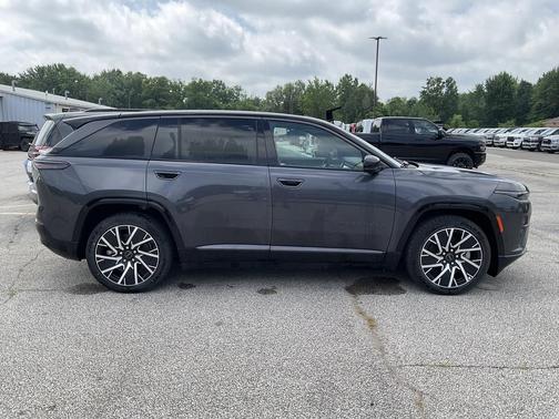 2025 Jeep Wagoneer S Limited
