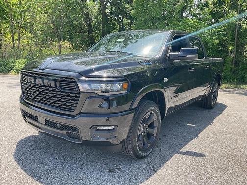Diamond Black Crystal Pearlcoat 2026 RAM 1500 Lone Star