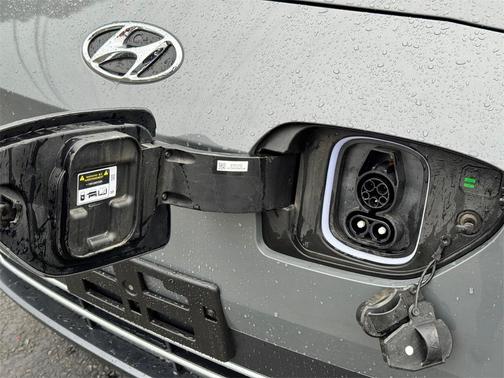 2023 Hyundai KONA EV SE