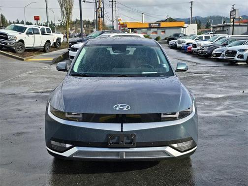 2024 Hyundai IONIQ 5 SEL
