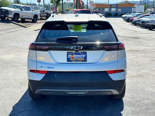 Silver 2023 Chevrolet Bolt EUV LT