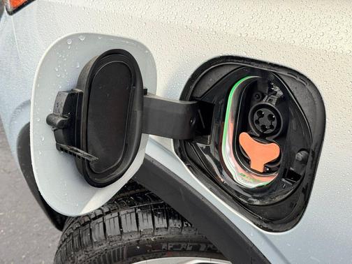 Silver 2023 Chevrolet Bolt EUV LT