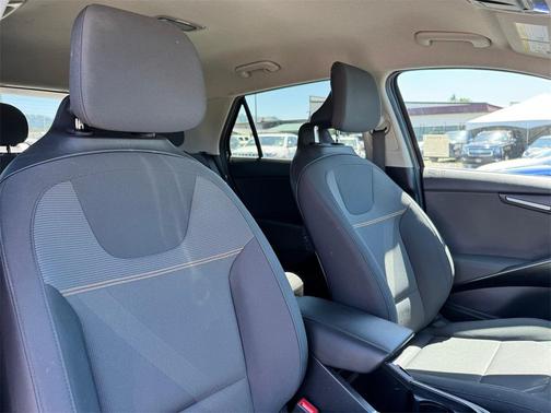 2023 Kia Niro LX