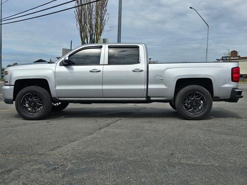 Silver Ice Metallic 2017 Chevrolet Silverado 1500 LT