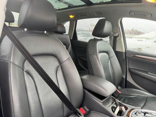 Black Metallic 2015 Audi Q5 2.0T Premium Plus