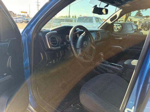Blazing Blue 2016 Toyota Tacoma TRD Off Road