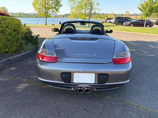 Seal Gray Metallic 2004 Porsche Boxster S
