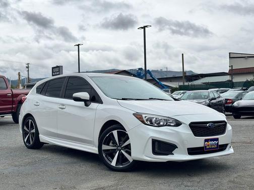 White 2019 Subaru Impreza 2.0i Sport