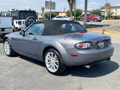 2006 Mazda MX-5 Miata