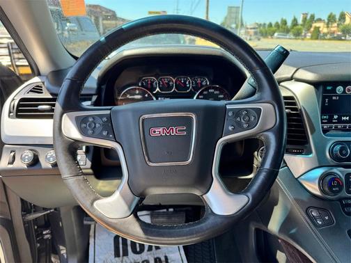 2016 GMC Yukon SLT
