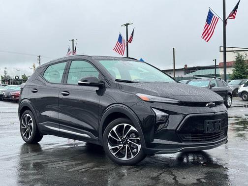 Black Metallic 2023 Chevrolet Bolt EUV Premier