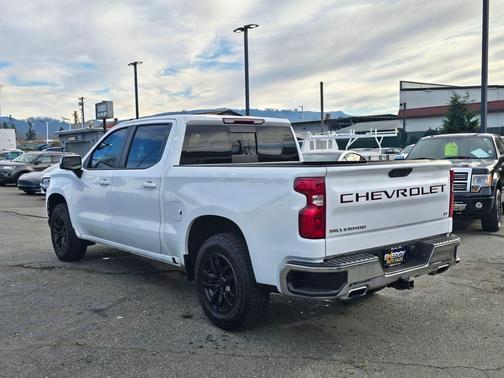 Summit White 2020 Chevrolet Silverado 1500 LT