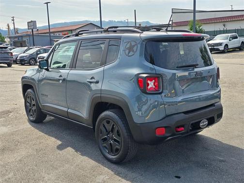 2017 Jeep Renegade Trailhawk