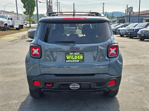 2017 Jeep Renegade Trailhawk