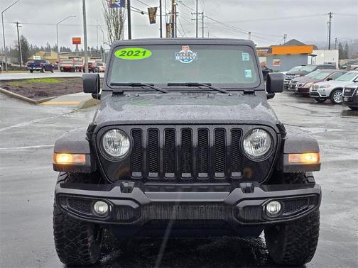 2021 Jeep Wrangler Unlimited Sahara Altitude