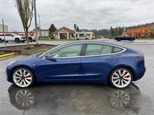 2019 Tesla Model 3 Performance