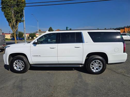 2017 GMC Yukon XL SLT