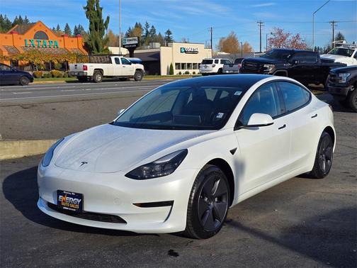 2023 Tesla Model 3 Base