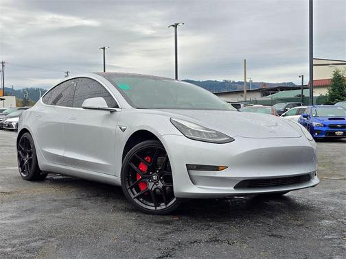 2018 Tesla Model 3 Long Range