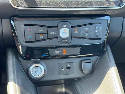 2018 Nissan Leaf SV