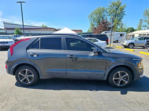 2023 Kia Niro EX