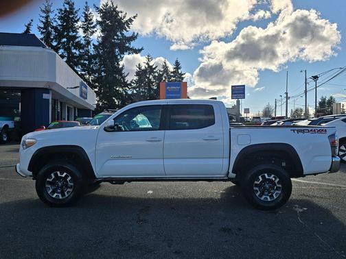 2022 Toyota Tacoma TRD Off Road