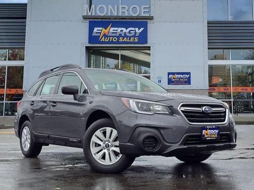 Magnetite Gray Metallic 2018 Subaru Outback 2.5i