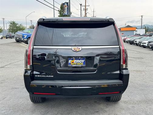 2019 Cadillac Escalade Luxury