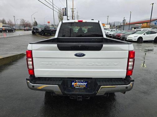 Oxford White 2022 Ford F-350 XLT