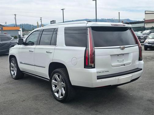 2016 Cadillac Escalade Premium