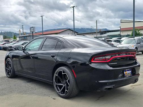 2016 Dodge Charger SXT