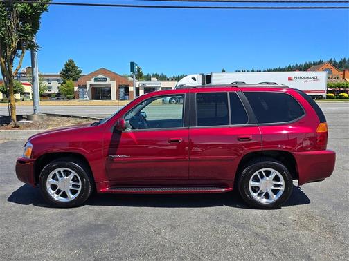 2006 GMC Envoy Denali