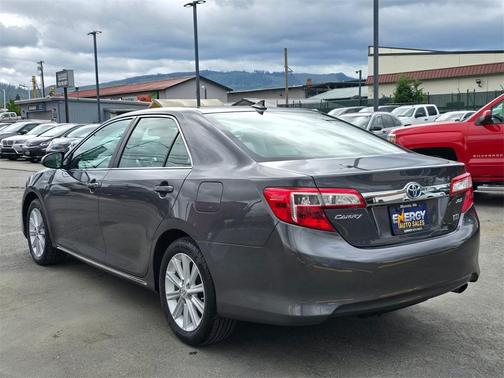 2012 Toyota Camry Hybrid LE