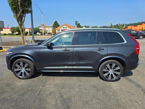 2022 Volvo XC90 Recharge Plug-In Hybrid T8 Inscription 6 Passenger