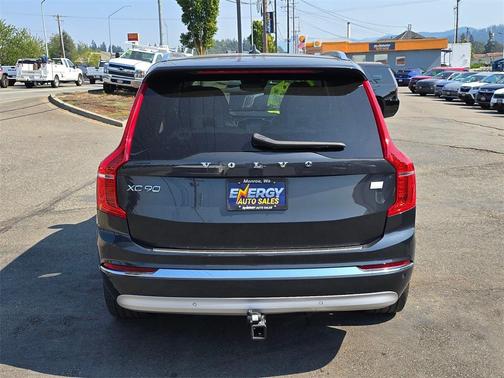 2022 Volvo XC90 Recharge Plug-In Hybrid T8 Inscription 6 Passenger