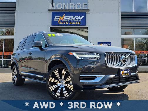 2022 Volvo XC90 Recharge Plug-In Hybrid T8 Inscription 6 Passenger