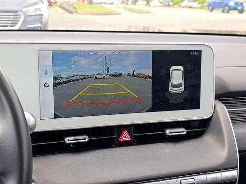 Black 2024 Hyundai IONIQ 5 SE