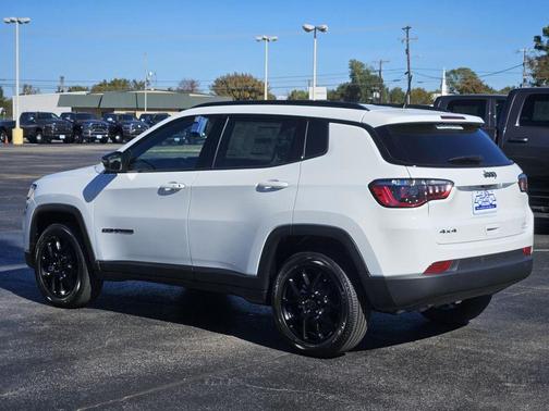 2026 Jeep Compass Latitude