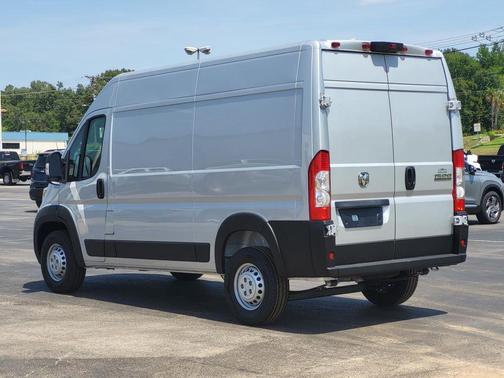 2025 RAM ProMaster 1500 Base
