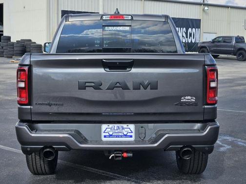 Granite Crystal Metallic Clearcoat 2026 RAM 1500 Big Horn/Lone Star