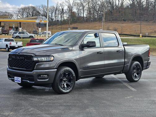 Granite Crystal Metallic Clearcoat 2026 RAM 1500 Big Horn/Lone Star