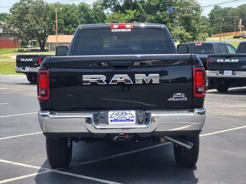 2025 RAM 2500 Tradesman Crew Cab 4x4 8' Box