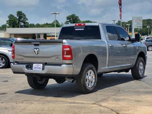 2024 RAM 2500 Laramie Crew Cab 4x4 6'4' Box