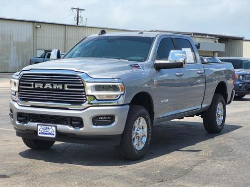 2024 RAM 2500 Laramie Crew Cab 4x4 6'4' Box