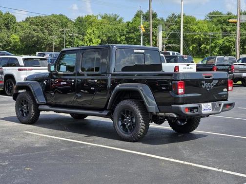 2025 Jeep Gladiator Sport