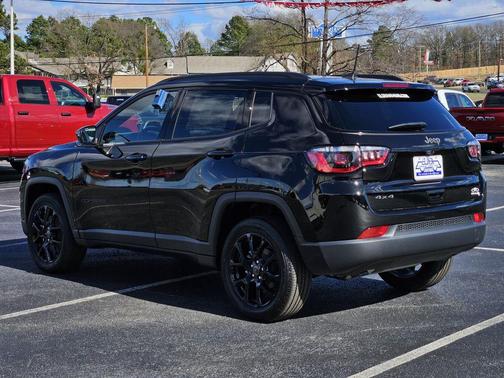 2026 Jeep Compass Latitude