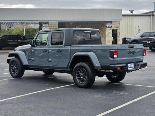 2025 Jeep Gladiator Sport S