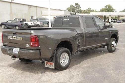 2025 RAM 3500 Laramie Crew Cab 4x4 8' Box
