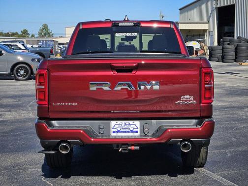 Delmonico Red Pearlcoat 2026 RAM 1500 Limited